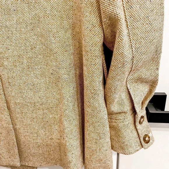 Veronica Beard Pyle wool jacket in camel size 12 - Picture 7 of 10